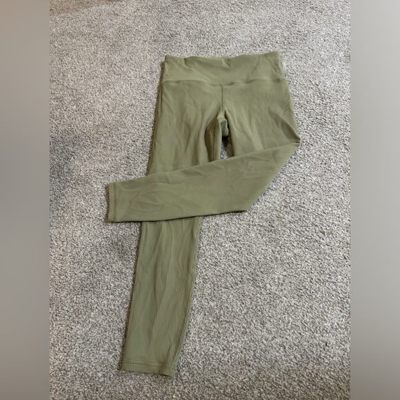 Women’s Athleta Elation Train 7/8 Tight | Large | Eucalyptus Green - Picture 5 of 9